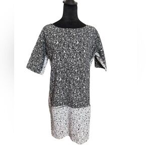 Banana Republic Black & White 1/2 Length Sleeve Dress Size 2